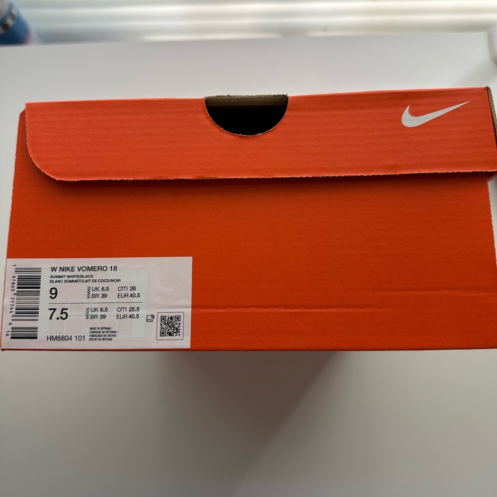WOMEN NIKE VOMERO 18 - Picture 10 of 10